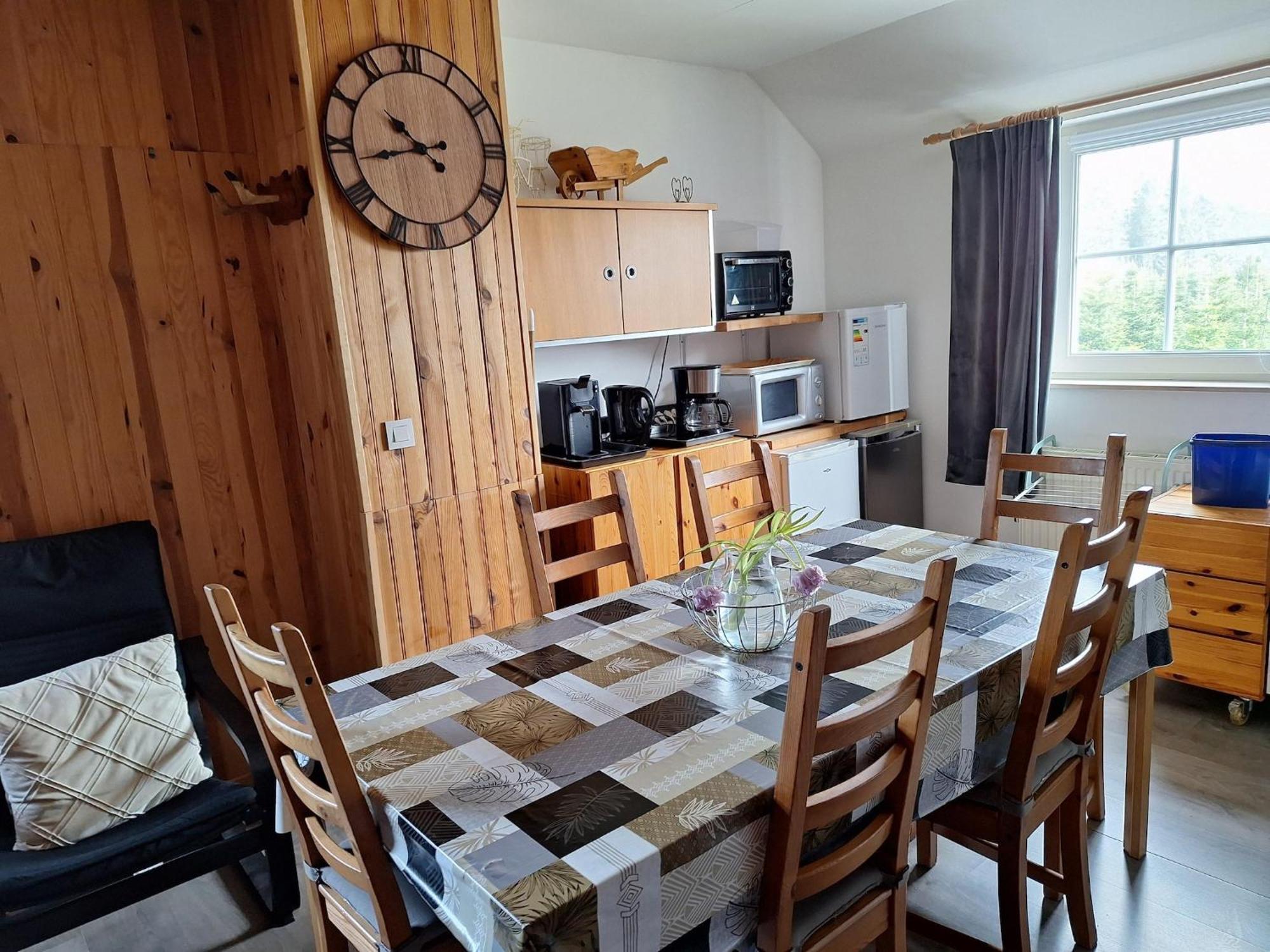 Cozy Apartment In Paliseul With Garden Carlsbourg Εξωτερικό φωτογραφία
