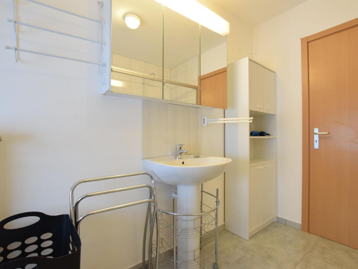Cozy Apartment In Paliseul With Garden Carlsbourg Εξωτερικό φωτογραφία